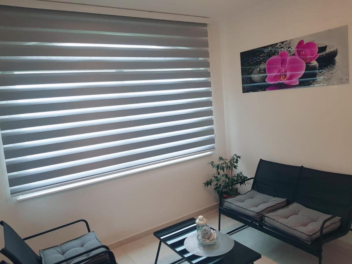 Apartament Tessa *