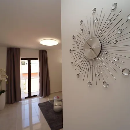 Apartman Tessa Vela Luka Exterior photo